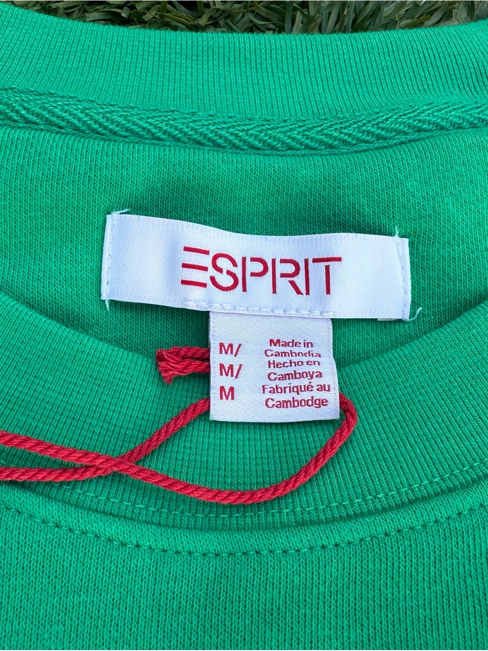 Esprit embroidered Logo Sweatshirt - Picture 2 of 4